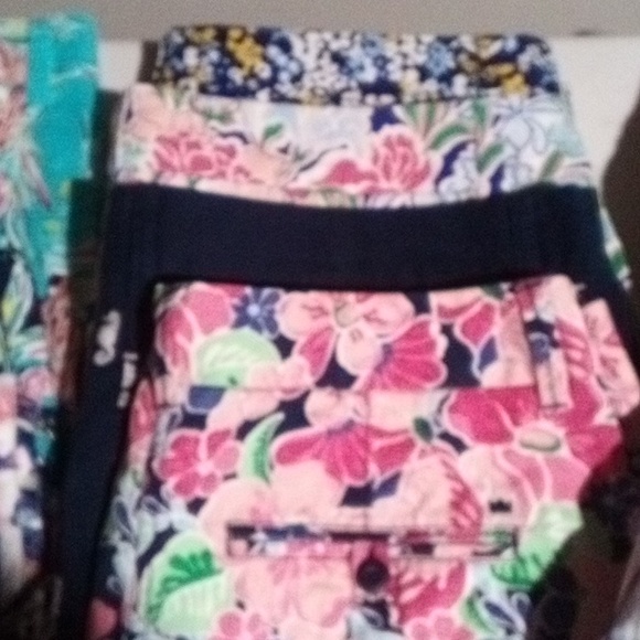 9 pair of Shorts - Picture 3 of 4